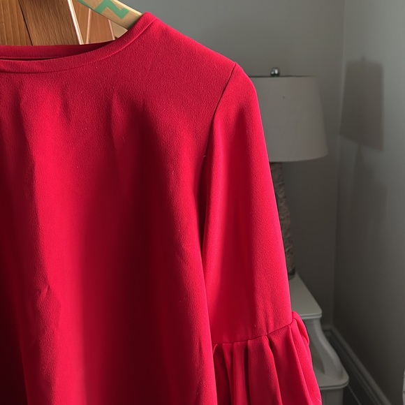 Red blouse with loose sleeve - Picture 3 of 5